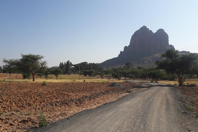 2 days Tigray Church - Abuna Yemata Guh: the climb is part of the visit