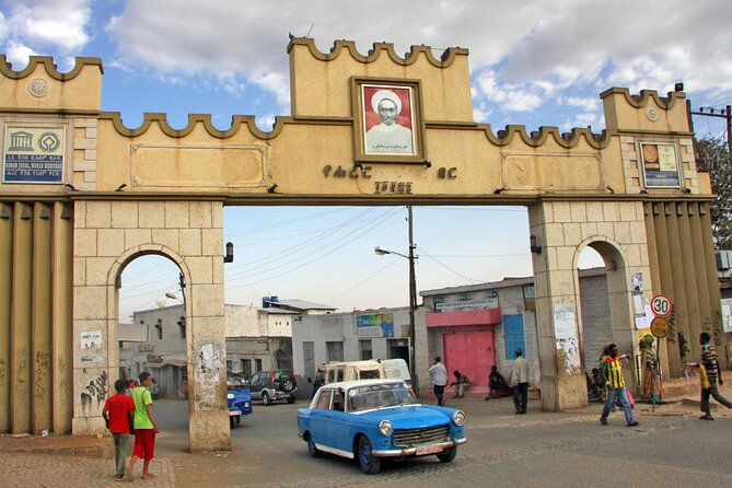 2 Days Tours To Harar Hyena Feeding & Walled City Tours - Key Points At A Glance