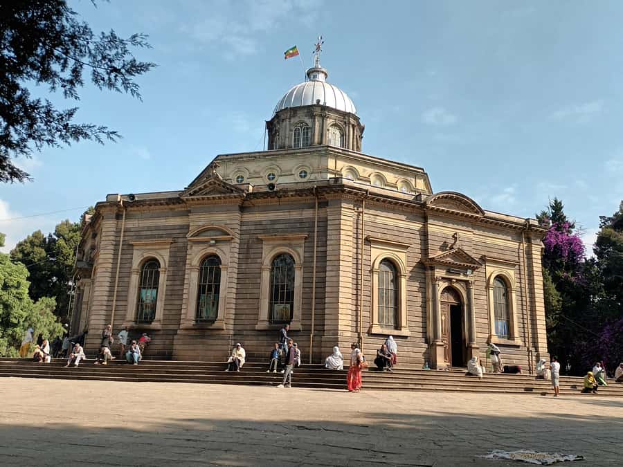 Addis Ababa: City Highlights Walking Tour - A smoothie stop near 4 Kilo