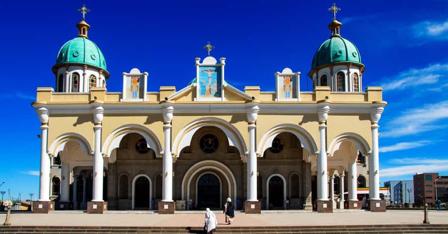 Addis Ababa: Private City Tour with Folkloric Dinner - Holy Trinity Cathedral and imperial Ethiopia