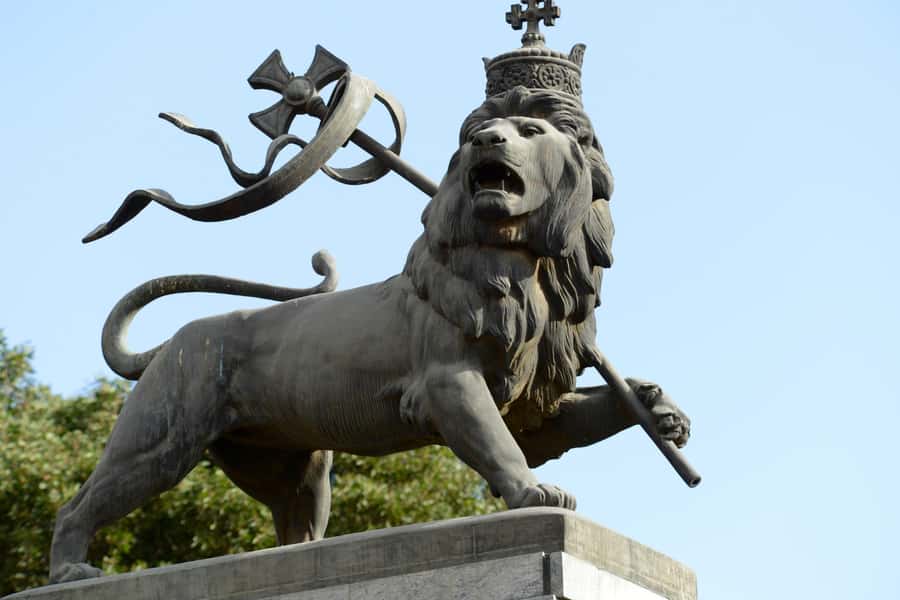 Authentic Addis Ababa Experience with Local Guide & Driver - Ethiopian church art and imperial tombs