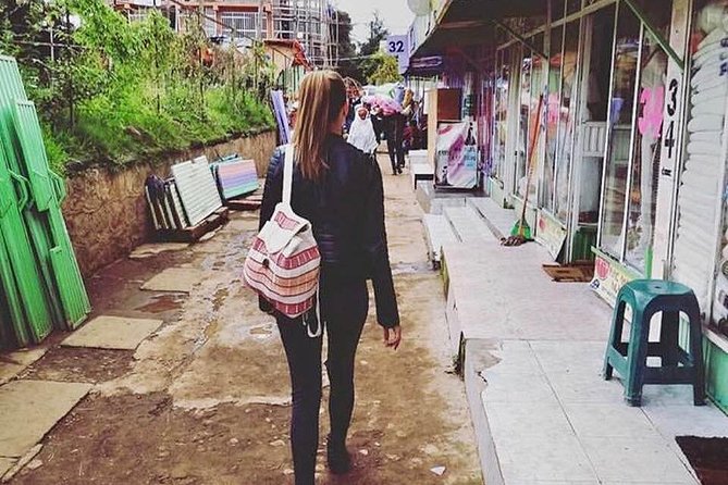 City tour of Addis, Transit in Addis by car - Shiro Meda adds a market before the museums