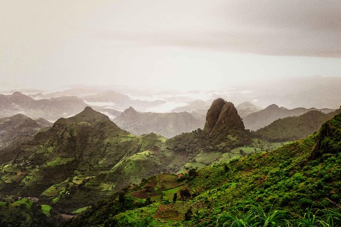 Day trek to Simeien Mountains - Debark permits and the park gate