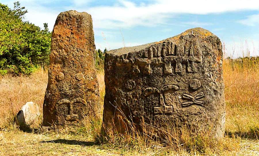 Day trip Adadi Mariam, Melka Kunture and Tiya stele - Melka Kunture and the Story Beneath Your Feet