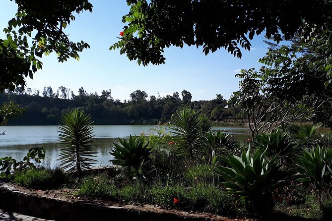 Day Trip from Addis Ababa to Crater Lakes at Bishoftu - Leaving Addis Ababa for Bishoftu’s crater lakes