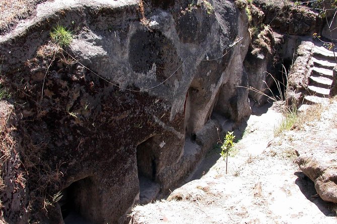 Day trip to Adadi Mariyam, Tiya and Melka kunture - Guides can shape the whole experience