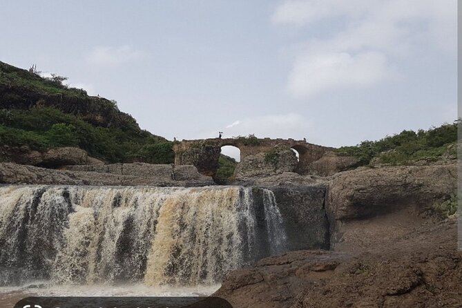 Day Trips from Addis Ababa See Monastery, Nature, Animals, Birds - The road from Addis Ababa to Debre Libanos