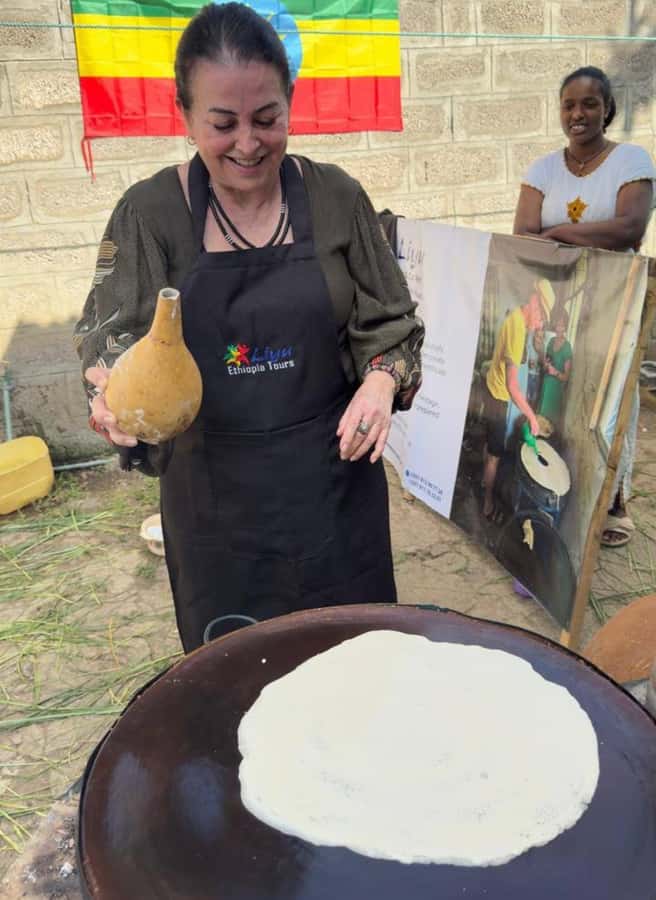 Ethiopian cooking class - Meeting the cooks and learning Ethiopian flavors