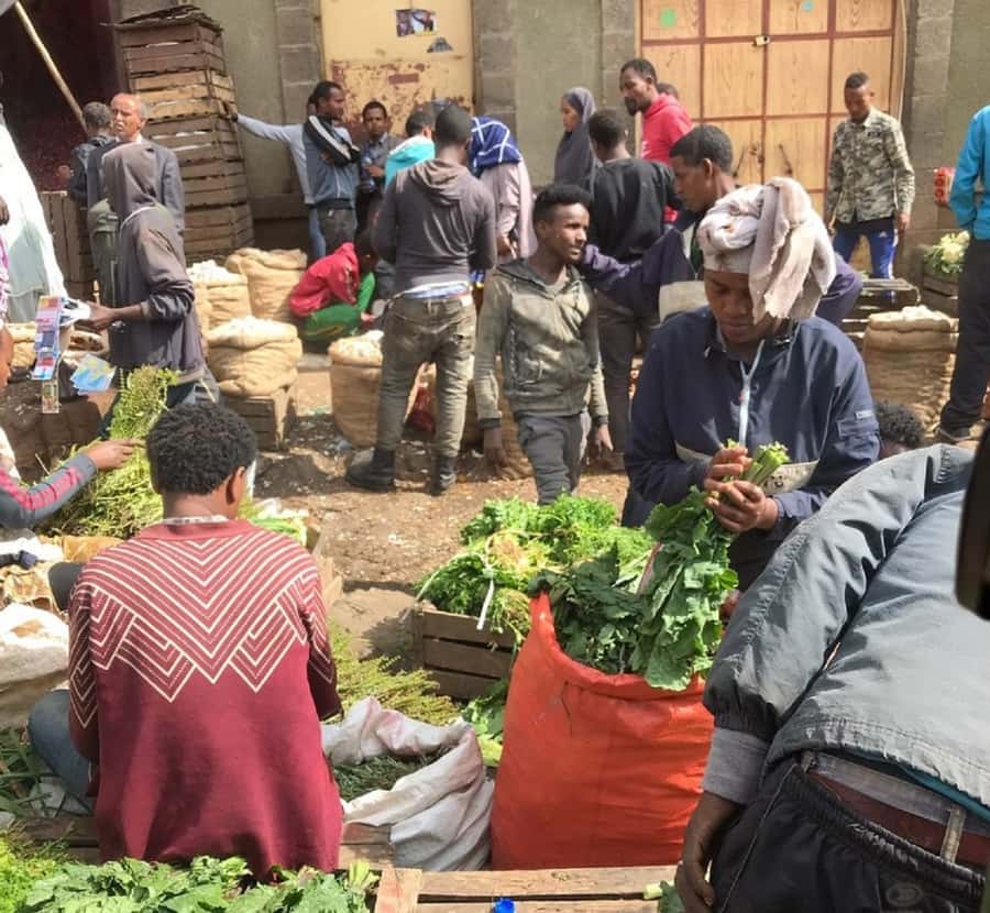 Ethiopian Culinary Tour - Market, Coffee Ceremony and More - Making injera instead of only eating it