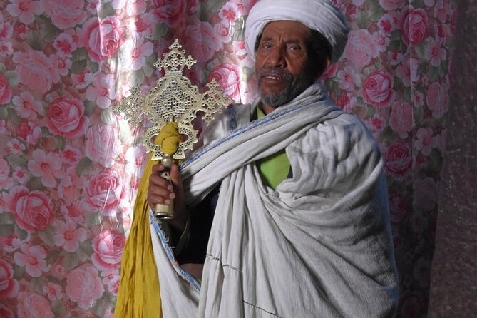 Explore Northern Ethiopia in 6 days 5 nights by flight - Day 2: Lake Tana monasteries and Blue Nile Falls