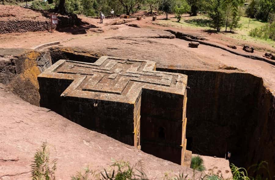 From Addis Ababa: 3-Day wonder of Lalibela churches. - Day one: fossils, emperors, markets, and coffee