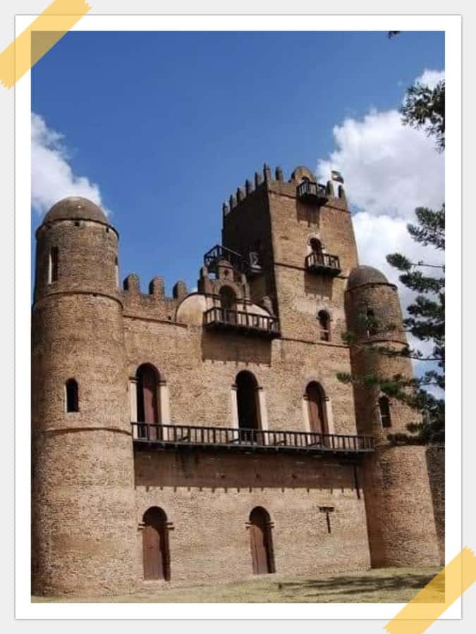 From Addis Ababa: Historical & Iconic Landmarks 6-Day Tour - Lake Tana and Ura Kidane Mihret by boat