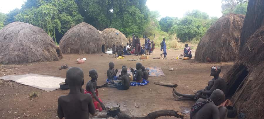 From Arbaminch: 5 Days Omo Valley Tribal Tours - Day Three: Kara Village and a Possible Bull-Jumping Ceremony