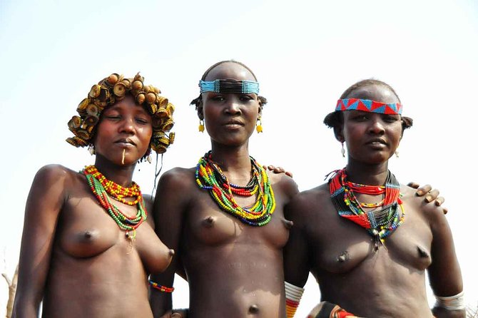 Omo Valley Tribe Tours 8 Days - Day 2: Dorze weaving and the long road to Arba Minch