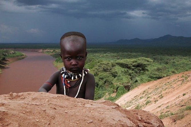 TRIBES OF THE OMO VALLEY - 8 Days PHOTOGRAPHY EXPEDITION - Day 4: Mursi portraits and an Ari village